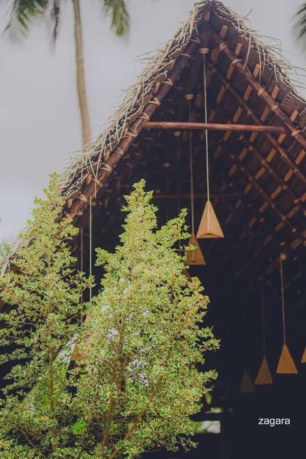 Turtle Wood Cabin Tangalle Exterior foto